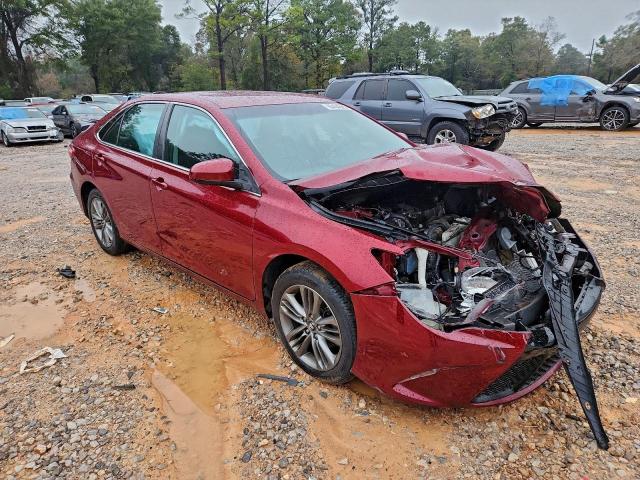 Toyota Camry Le Image 11