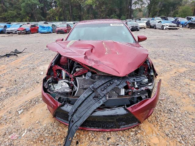 Toyota Camry Le Image 9