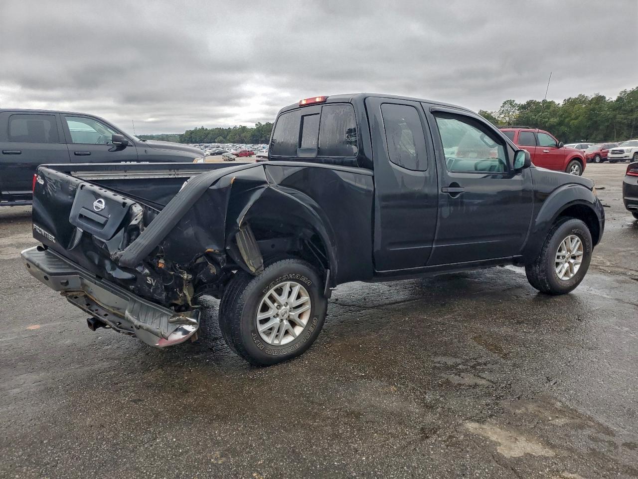 Nissan Frontier Sv Image 8