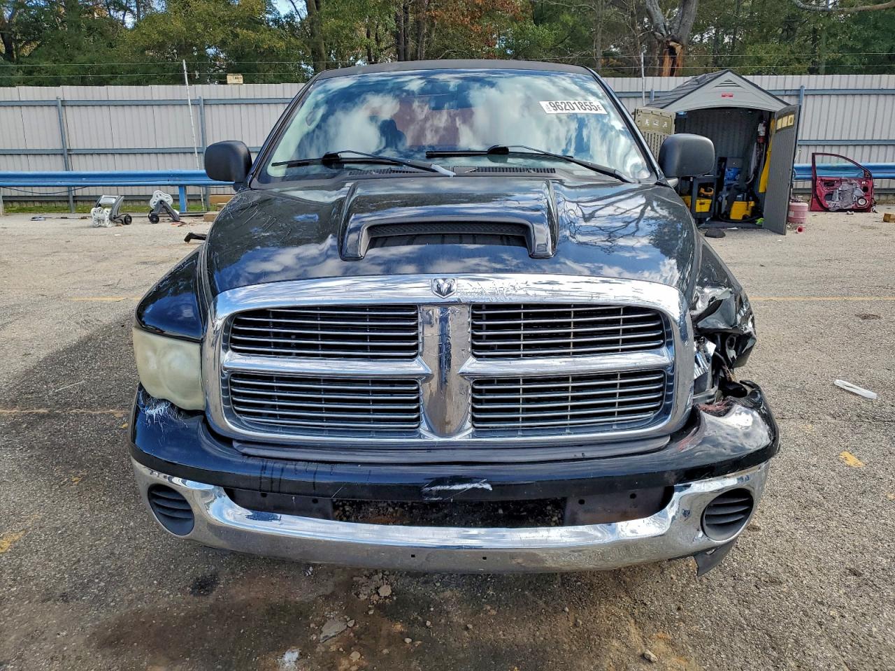 Dodge Ram 1500 St Image 4