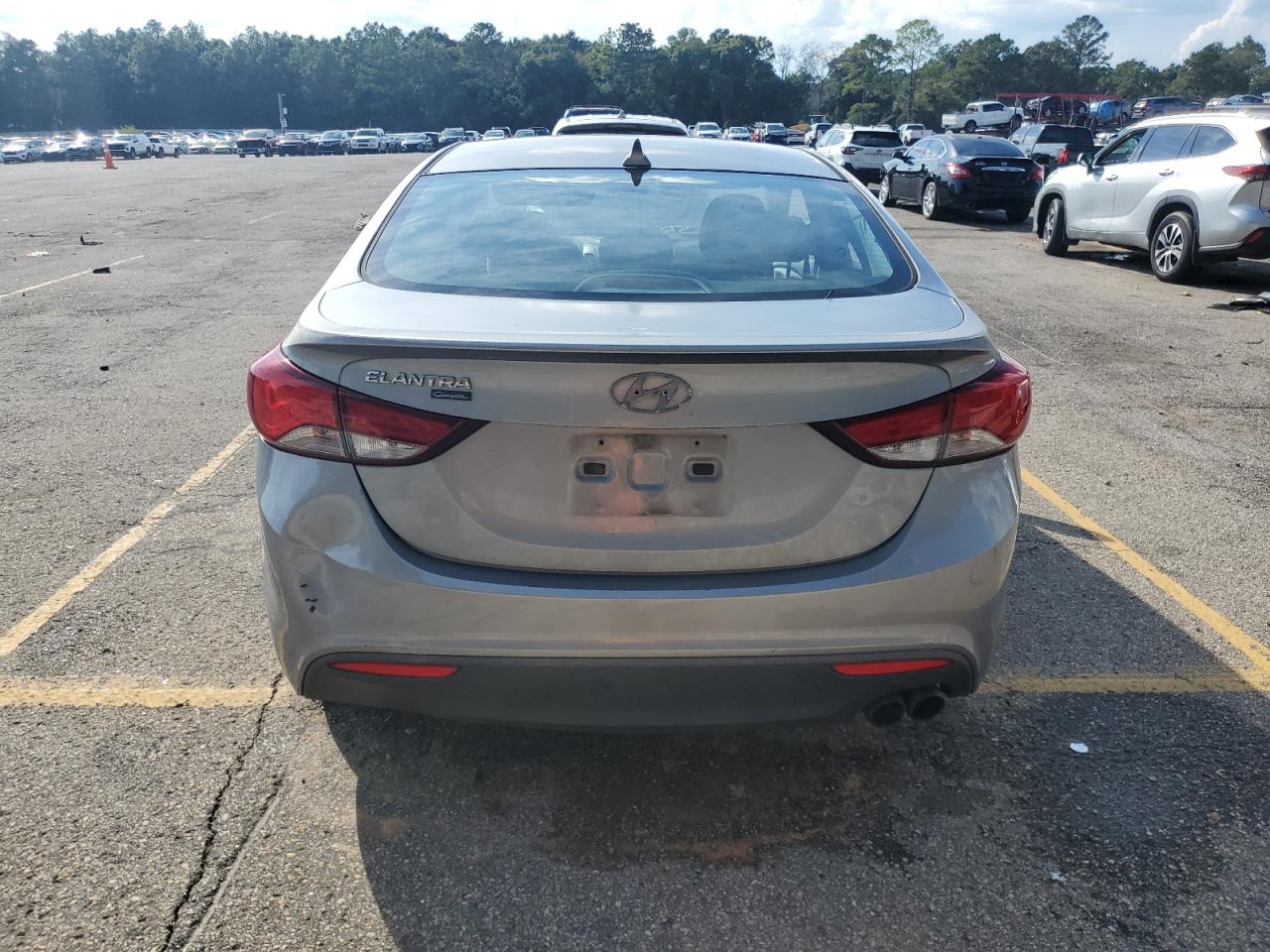 Hyundai ELANTRA Gs Image 9