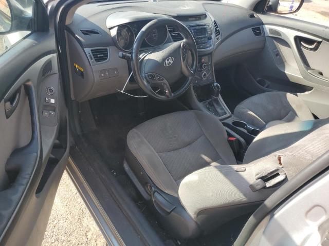 Hyundai ELANTRA Gs Image 4