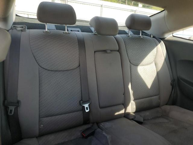 Hyundai ELANTRA Gs Image 8