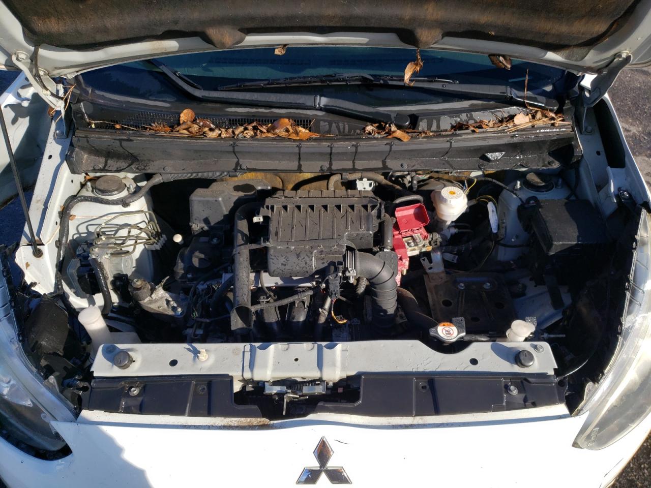 Mitsubishi Mirage De Image 14