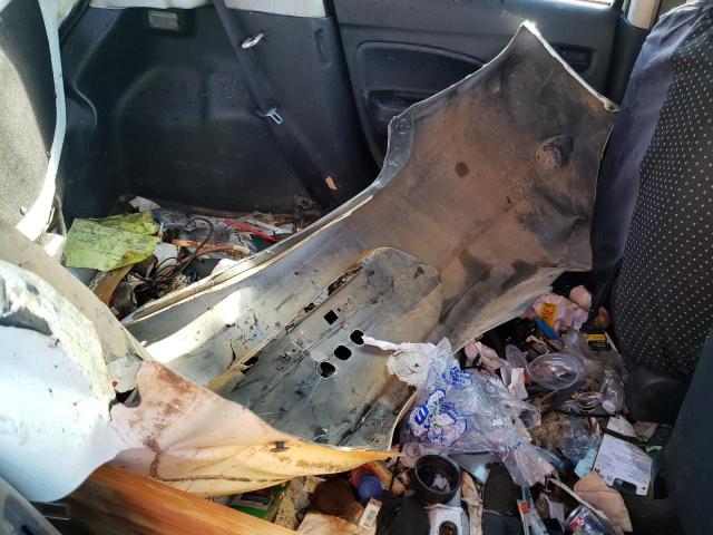 Mitsubishi Mirage De Image 13