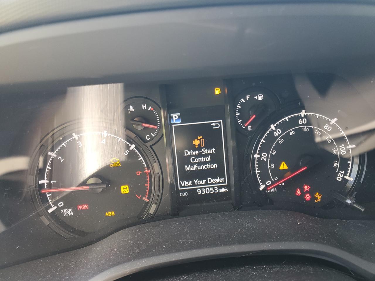 Toyota 4Runner Sr5 Image 2