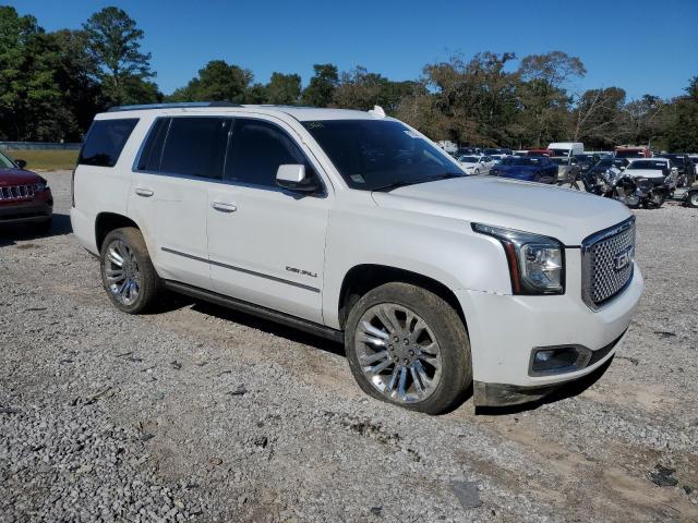GMC Yukon Denali Image 7