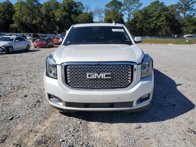 GMC Yukon Denali Image 3