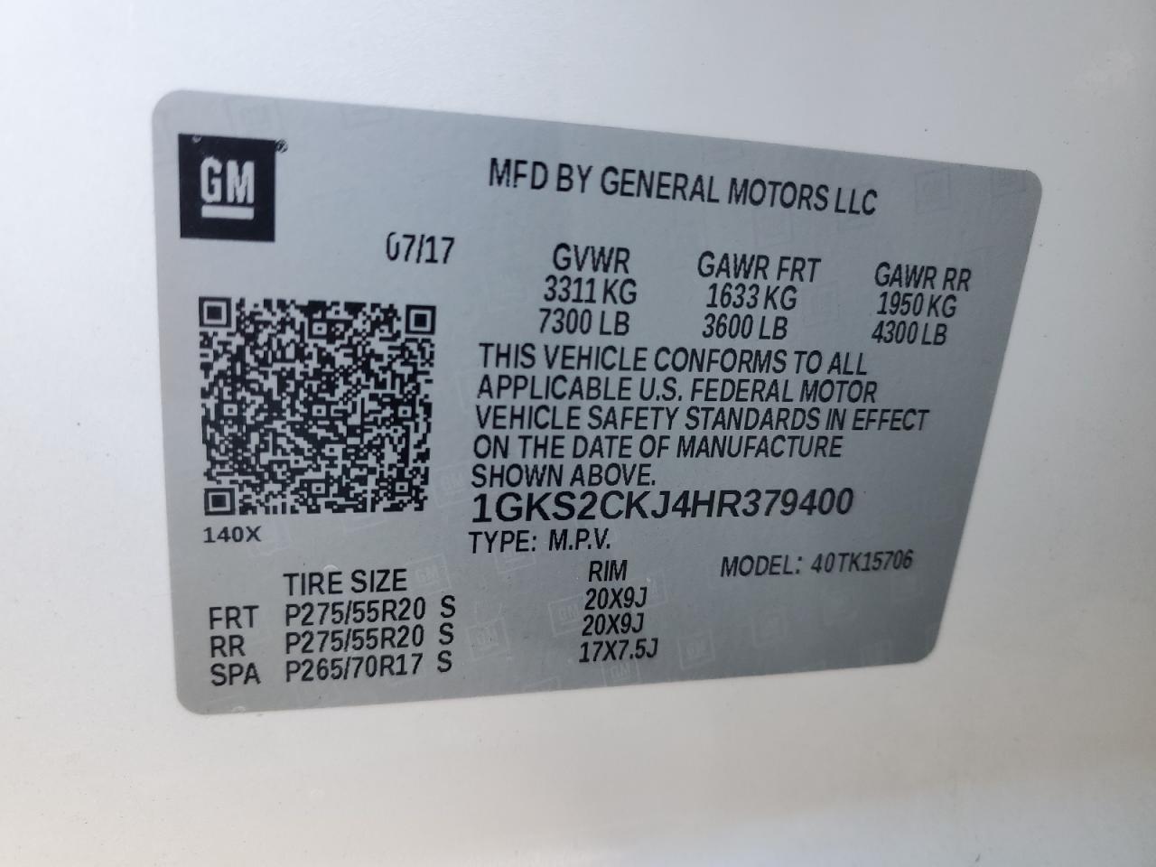 GMC Yukon Denali Image 8