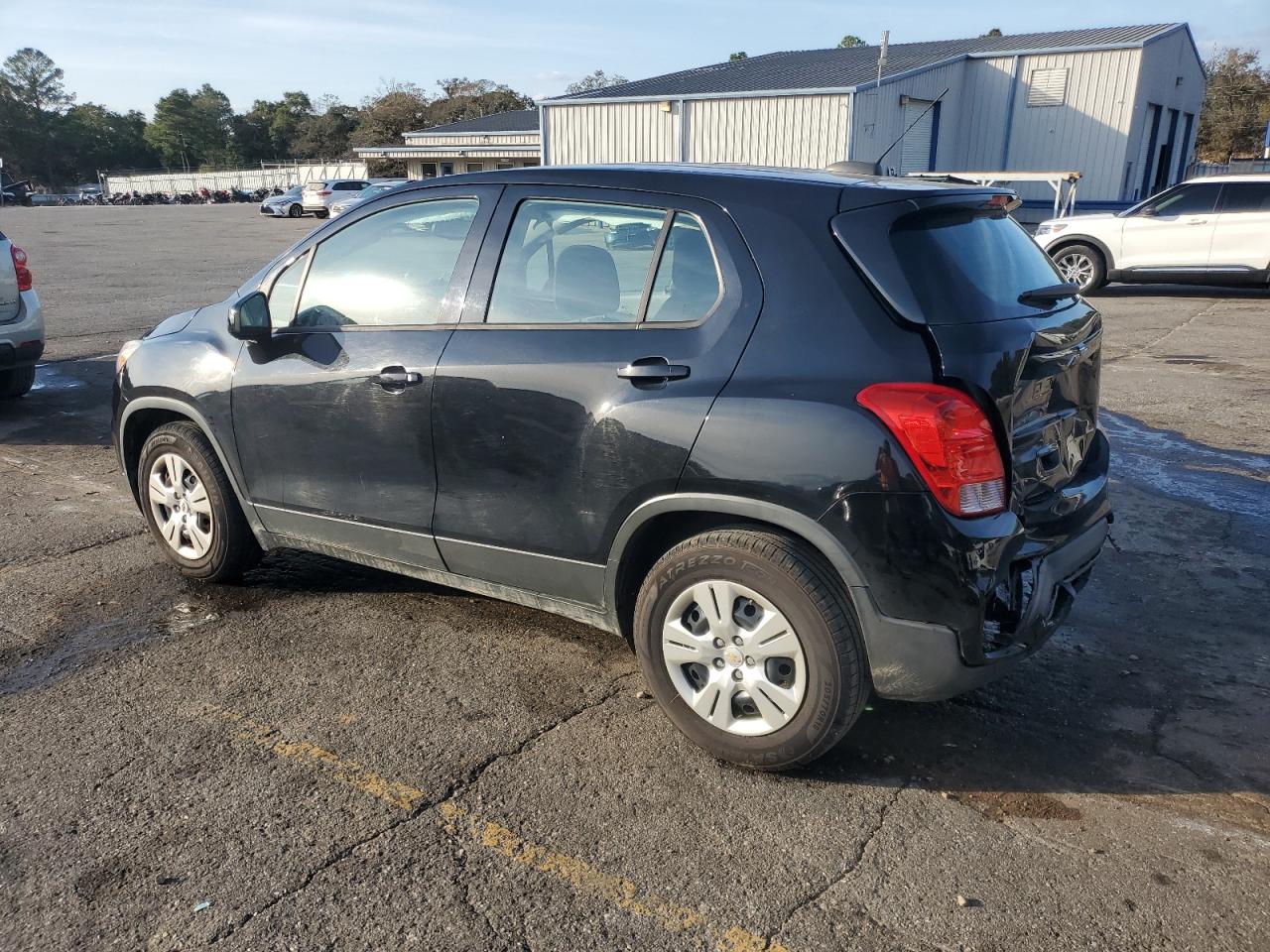 Chevrolet Trax Ls Image 6