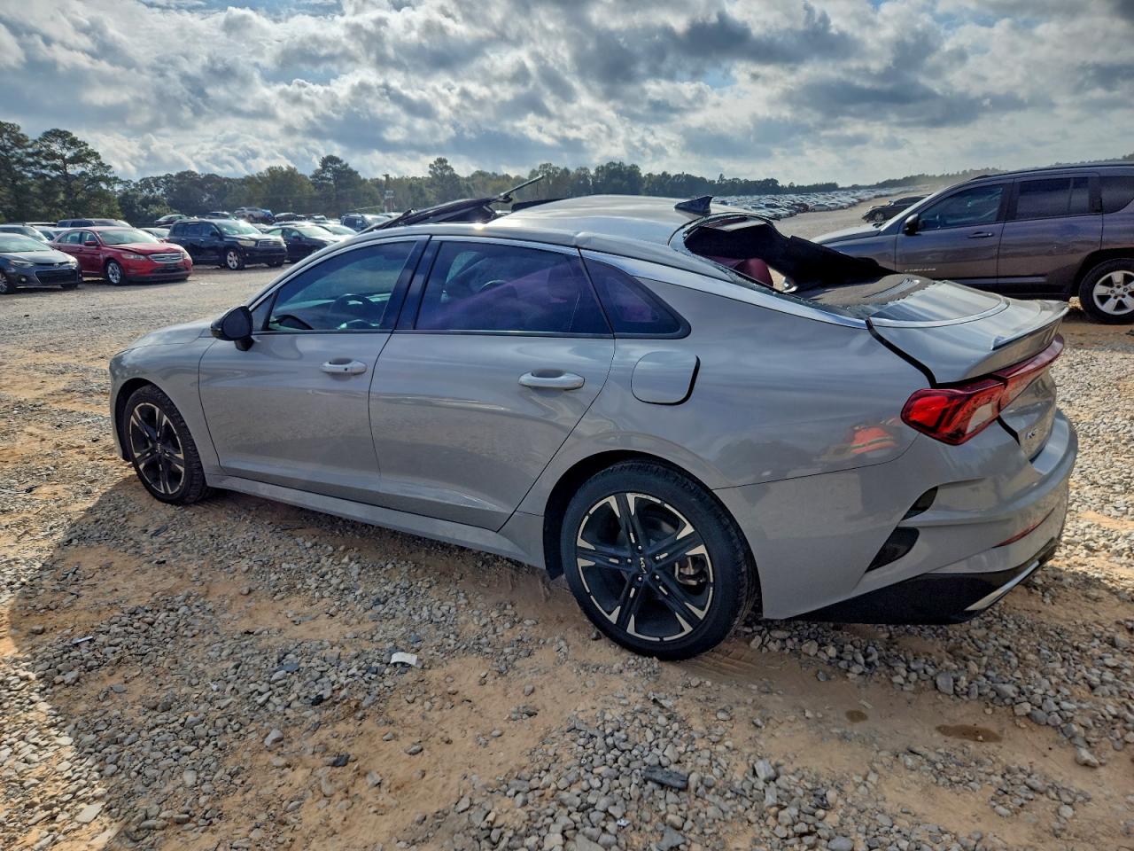 Kia K5 Gt Line Image 12