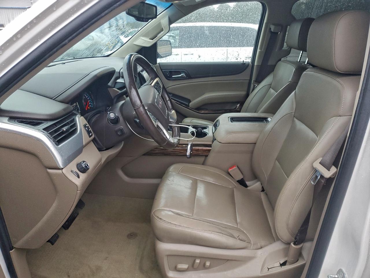 GMC Yukon C1500 Slt Image 7