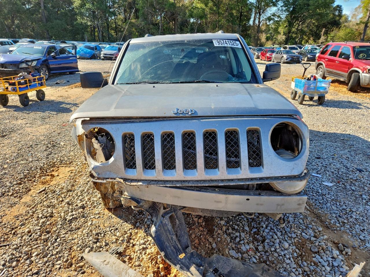 Jeep Patriot Sport Image 2