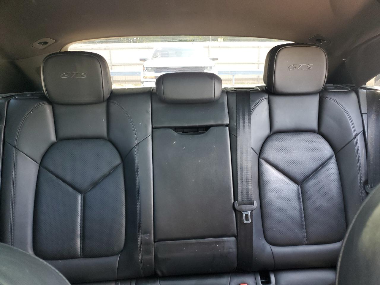 Porsche Macan Gts Image 13