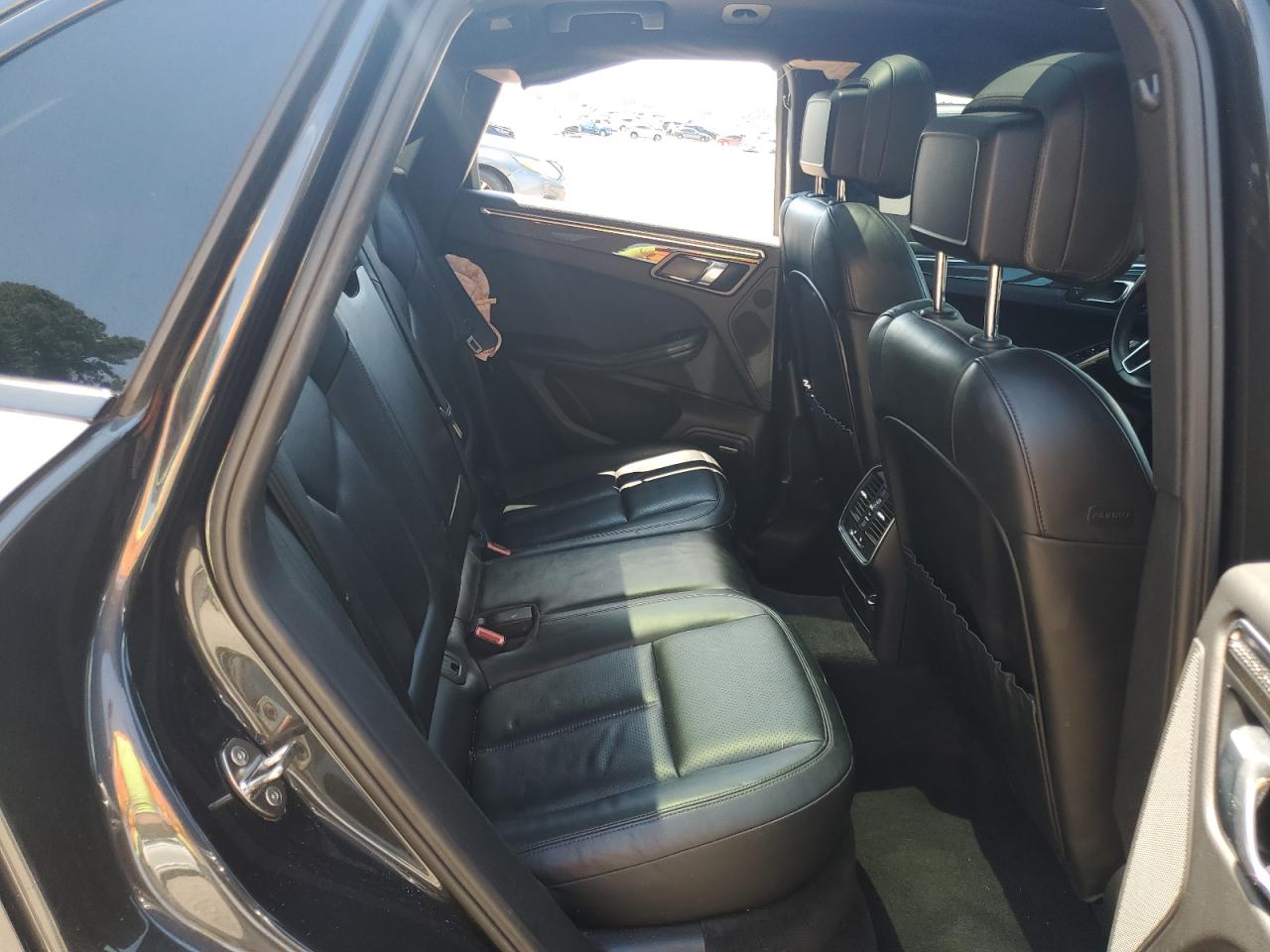 Porsche Macan Gts Image 7