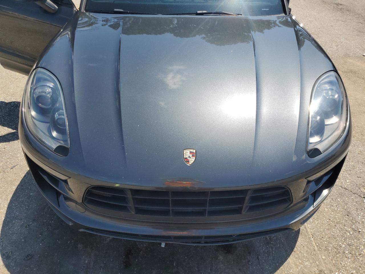 Porsche Macan Gts Image 12