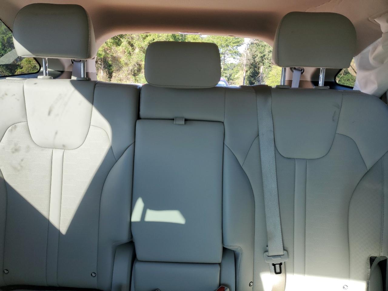 Kia Sorento S Image 7