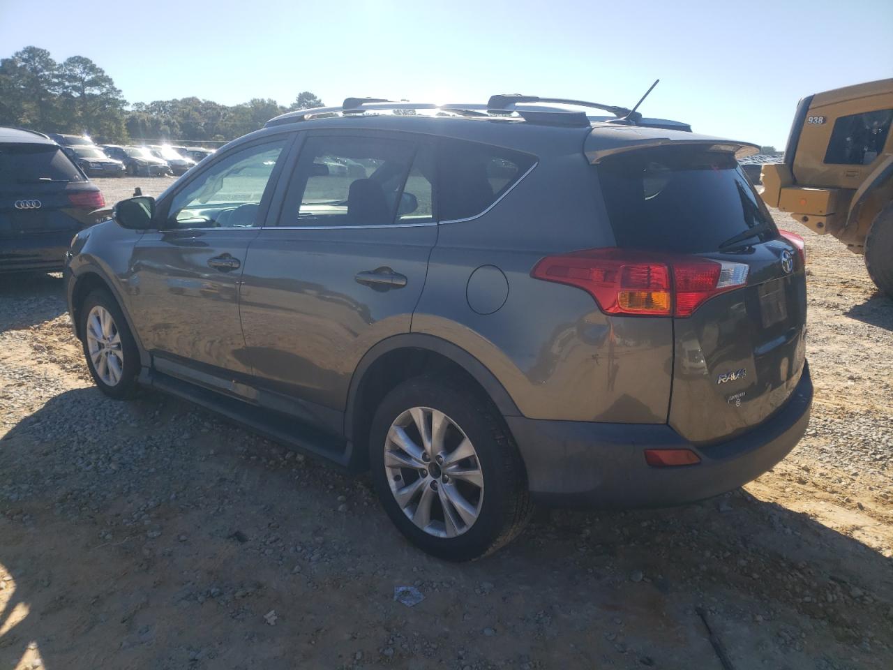 Toyota RAV4 Limited Image 7