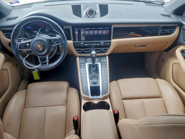 Porsche Macan Image 6