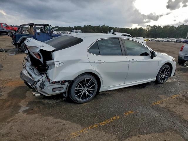 Toyota Camry Se Night Shade Image 11