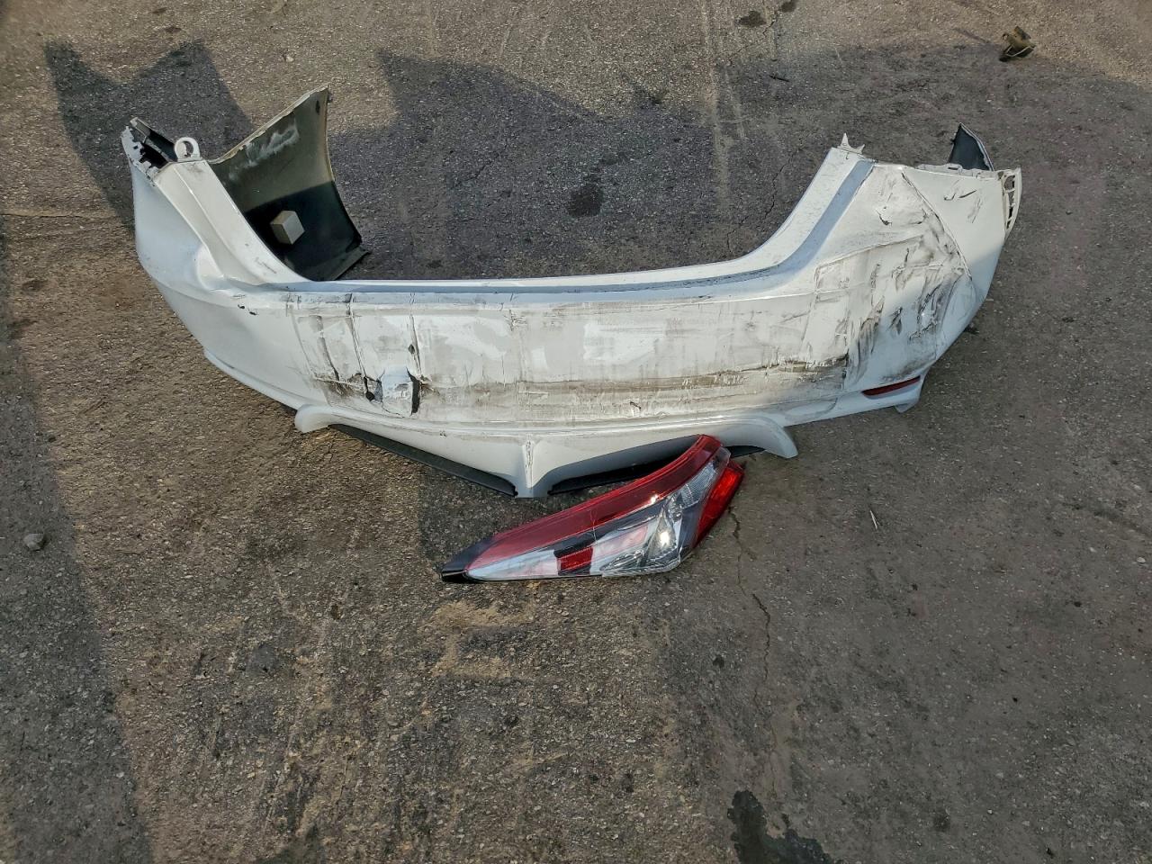 Toyota Camry Se Night Shade Image 6