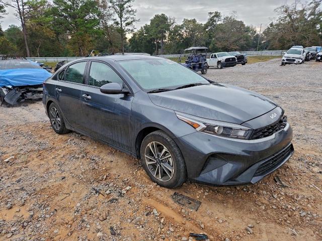 Kia Forte Lx Image 2