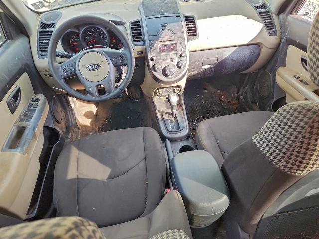 Kia Soul + Image 11