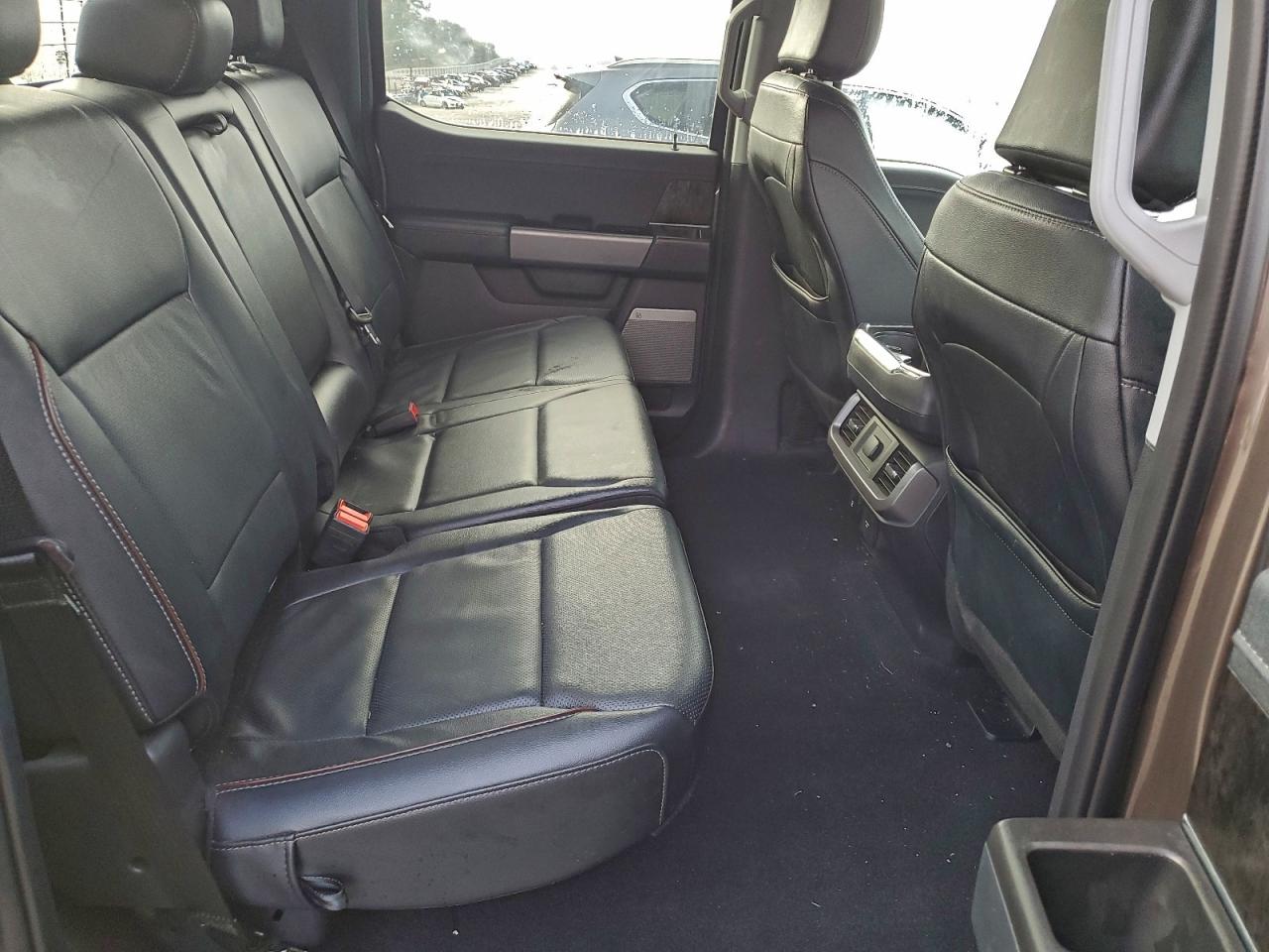 Ford F-150 Supercrew Image 2