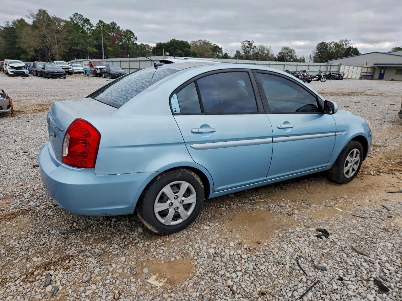 Hyundai ACCENT Gls Image 2