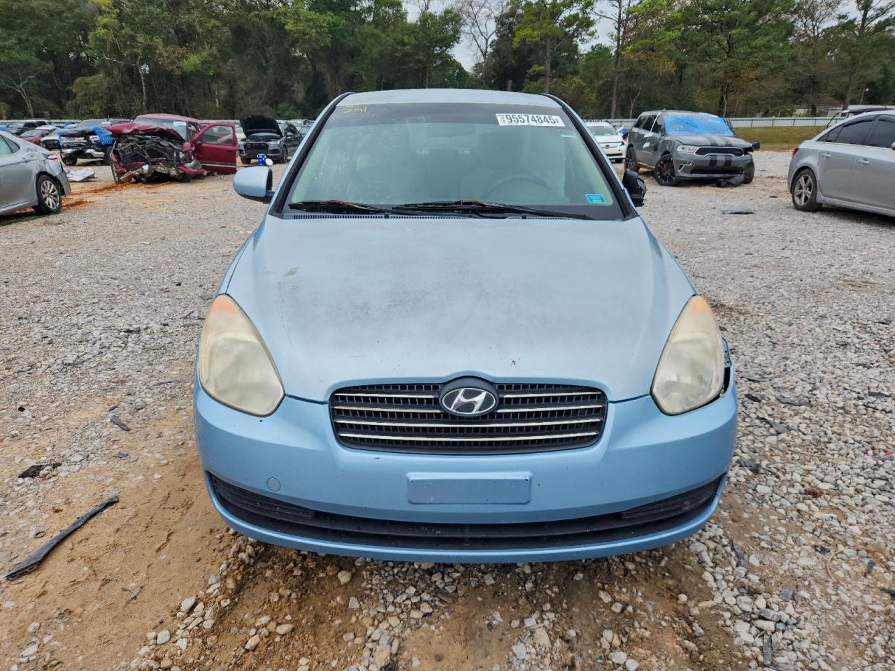 Hyundai ACCENT Gls Image 4