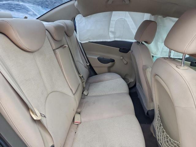 Hyundai ACCENT Gls Image 10