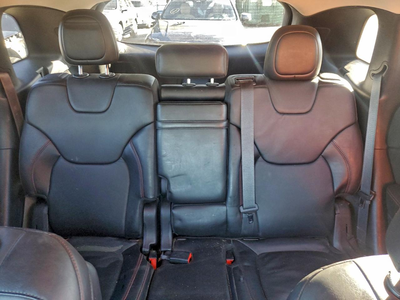 Jeep Cherokee Trailhawk Image 14