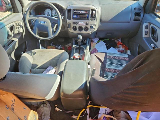 Ford Escape Xlt Image 8