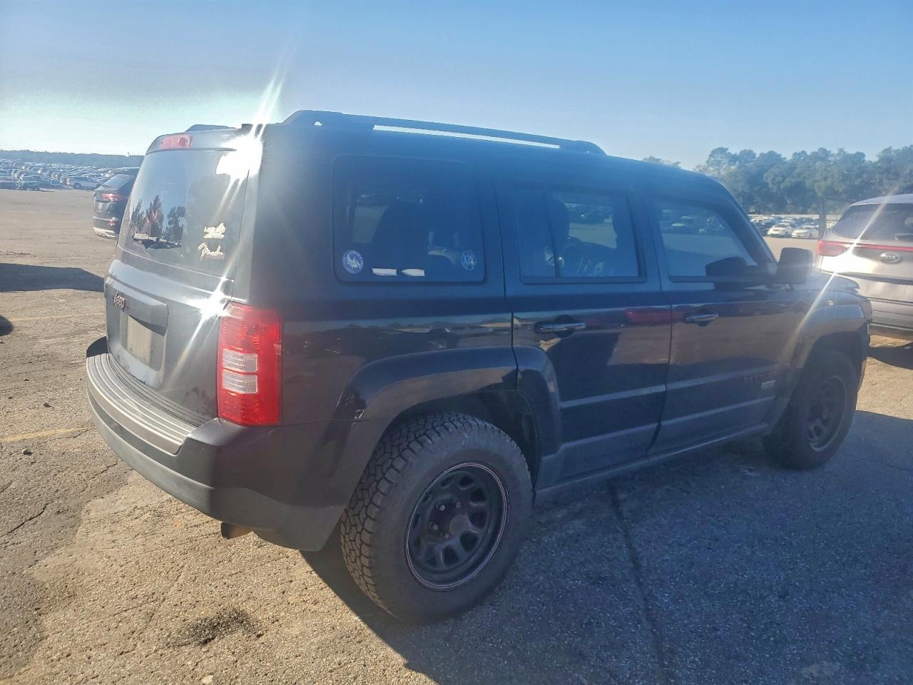 Jeep Patriot Sport Image 4