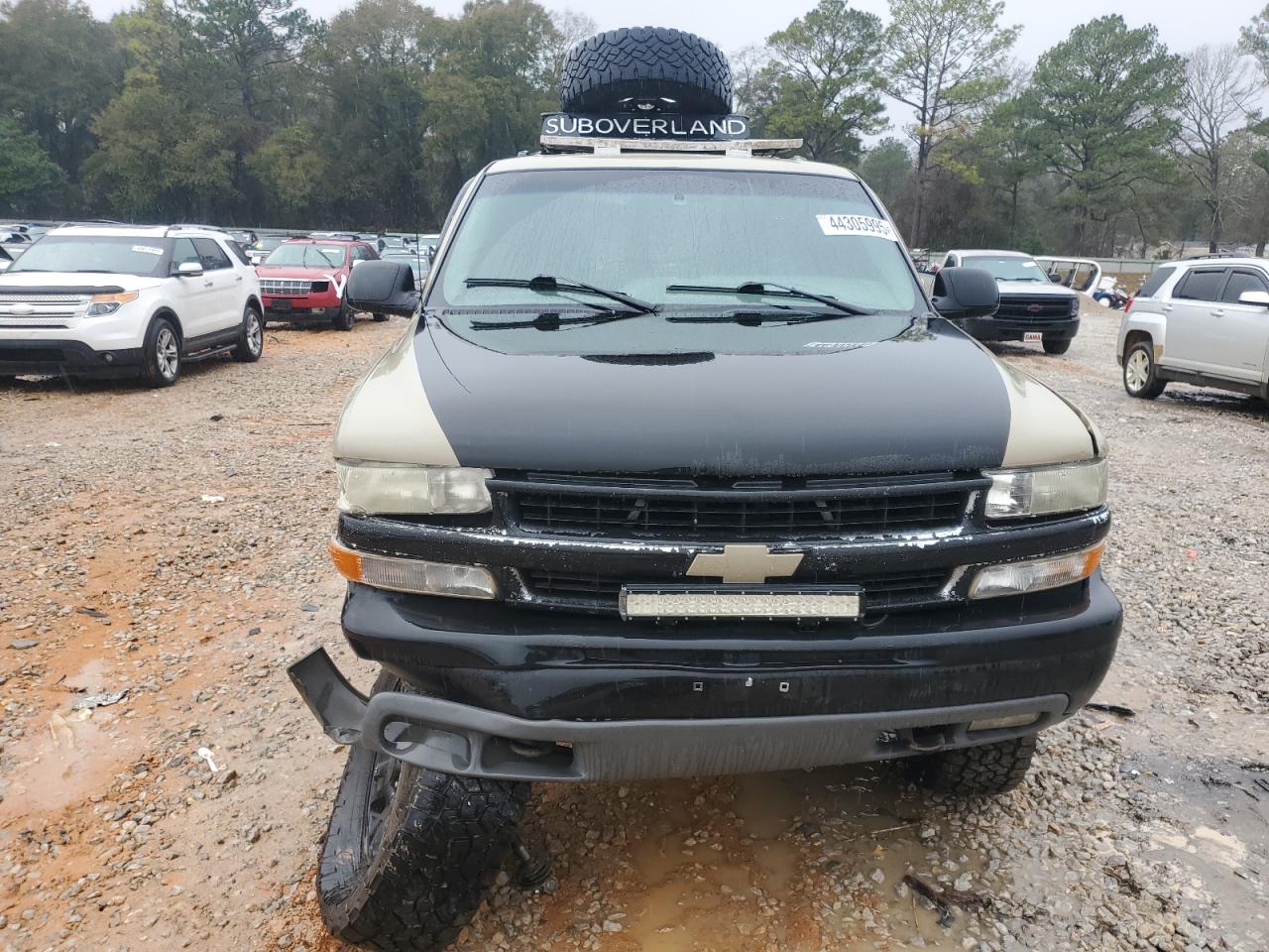 Chevrolet Suburban K1500 Image 6