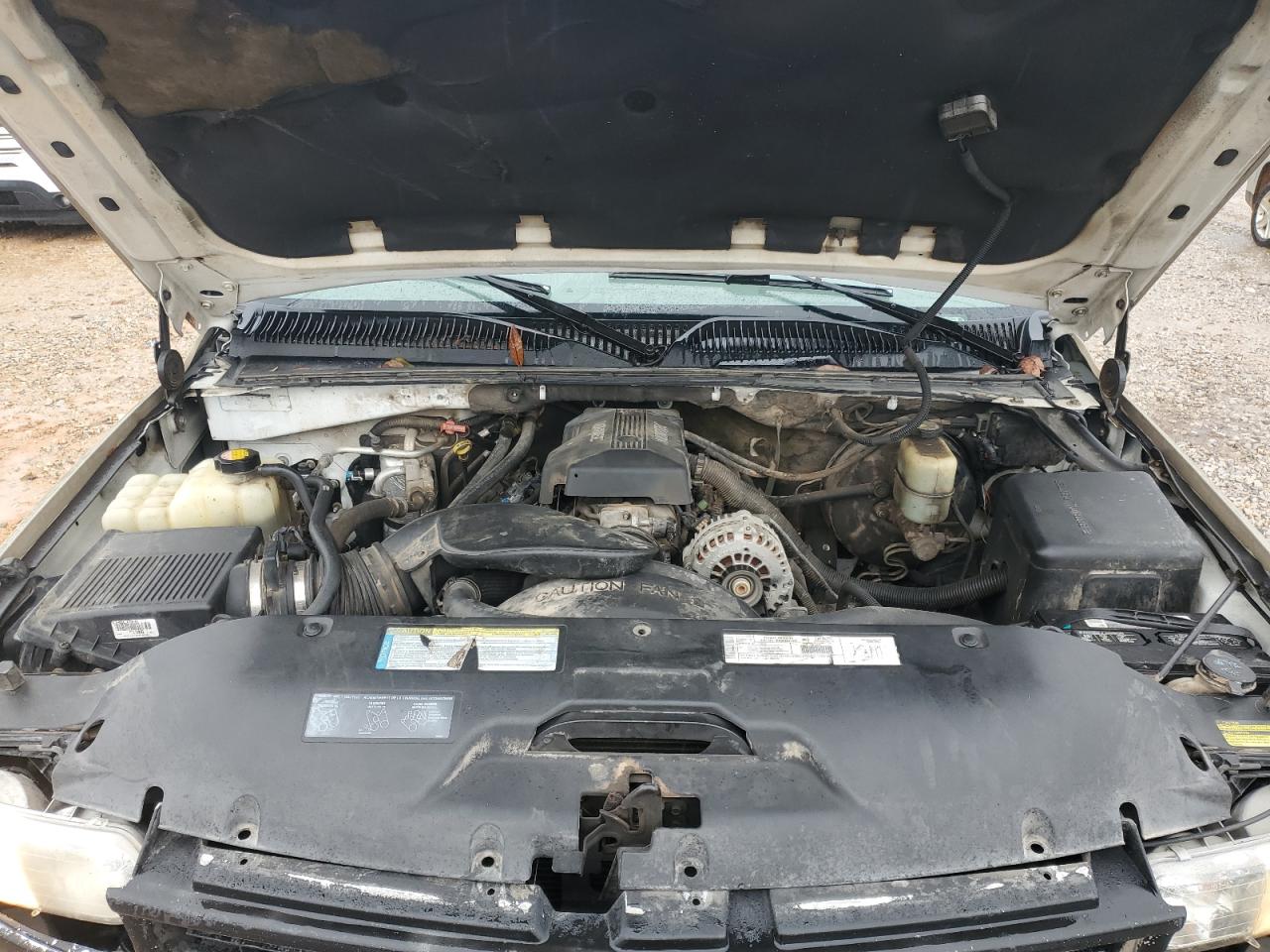 Chevrolet Suburban K1500 Image 13