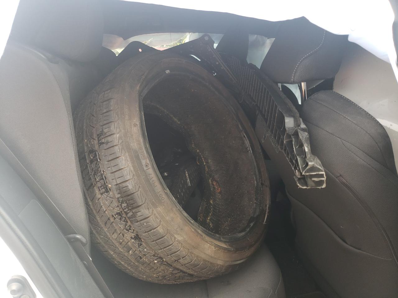 Toyota Corolla Se Image 12