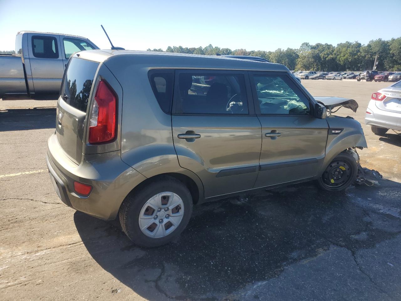 Kia Soul Image 2