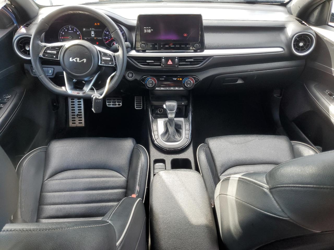 Kia Forte Gt Line Image 6