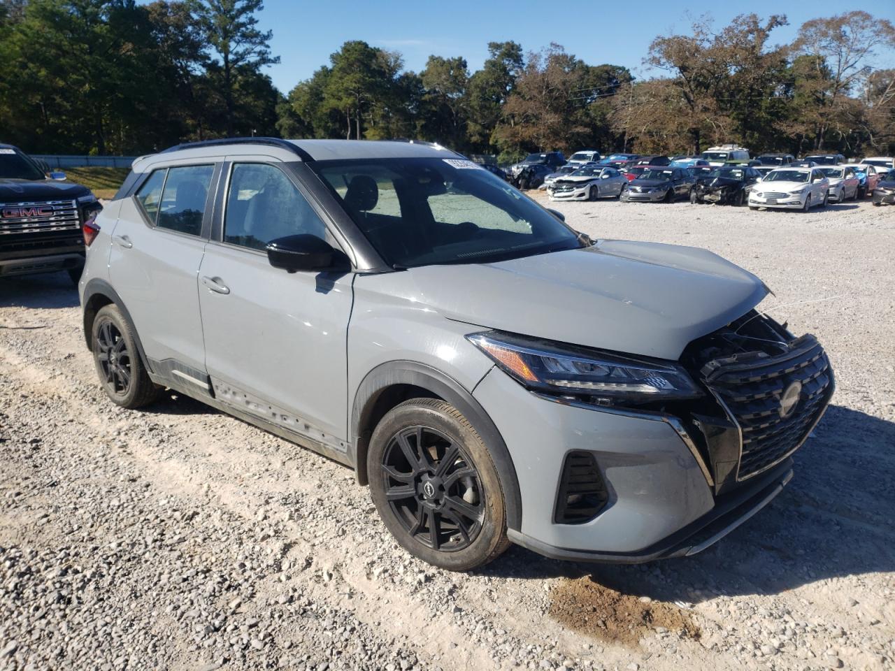 Nissan Kicks Sr Image 3