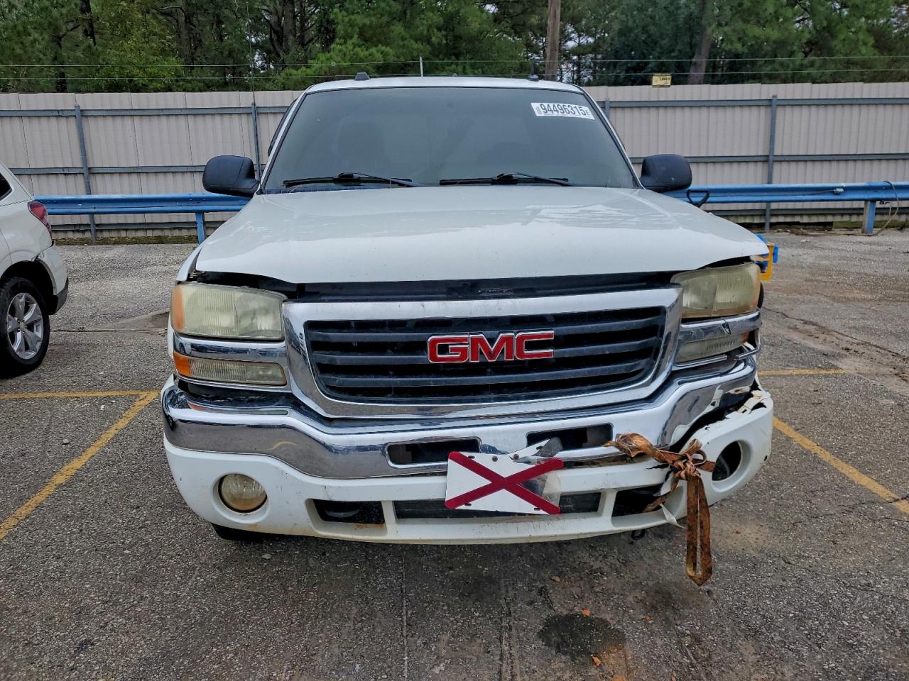 GMC Sierra K1500 Image 3