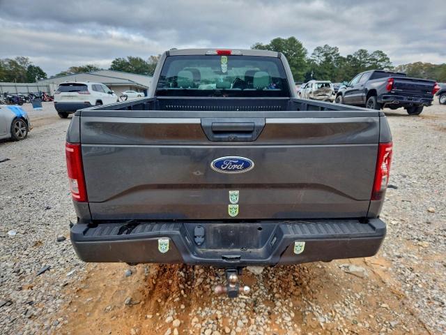 Ford F-150 Super Cab Image 8