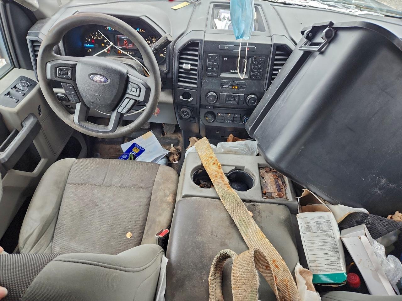 Ford F-150 Super Cab Image 2