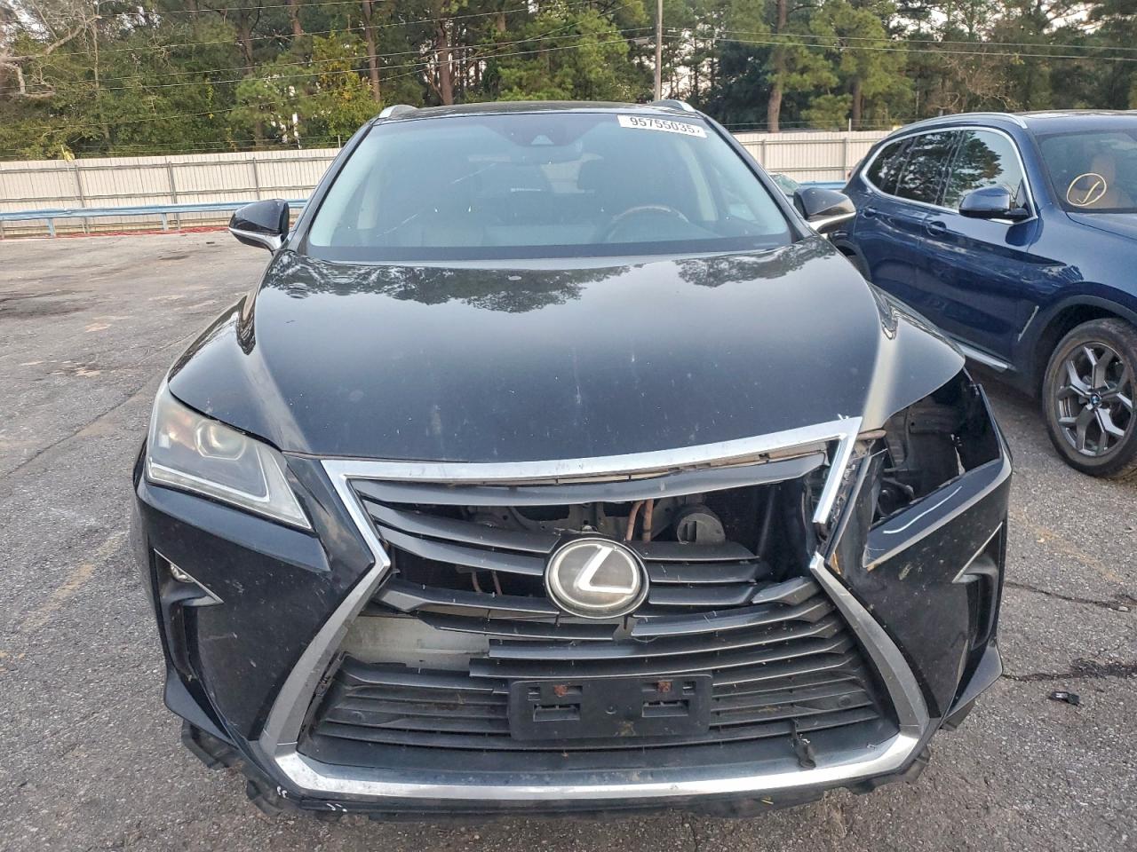 Lexus RX 350 Base Image 9
