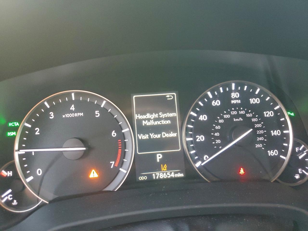 Lexus RX 350 Base Image 8