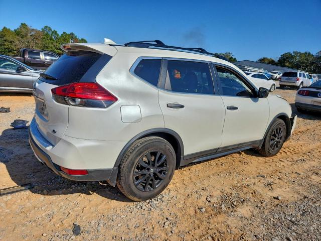 Nissan Rogue S Image 9