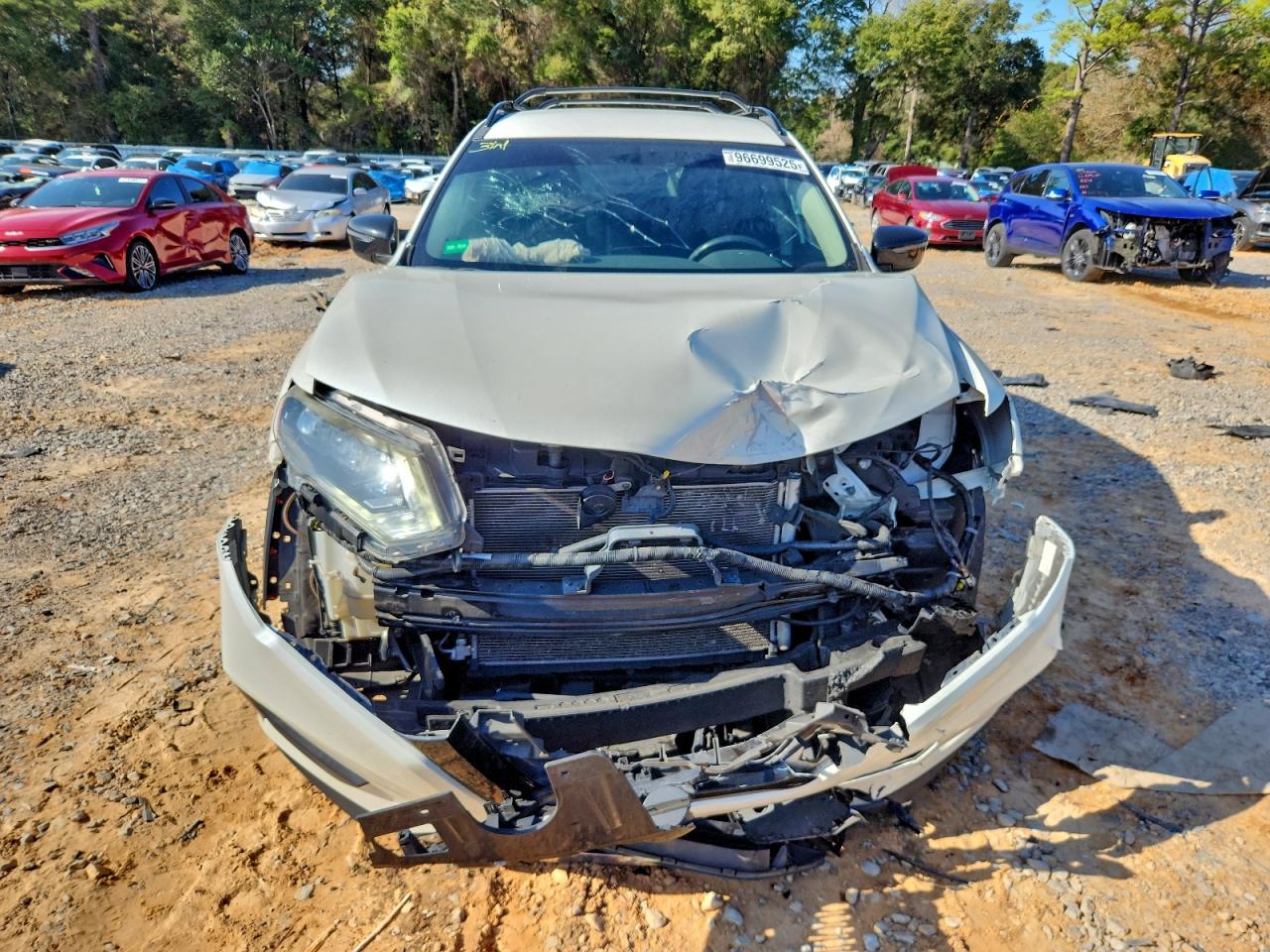 Nissan Rogue S Image 13