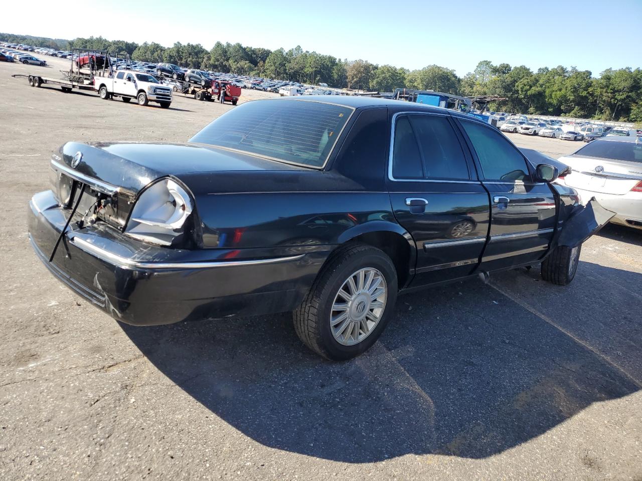 Mercury Grmarquis Ls Image 3