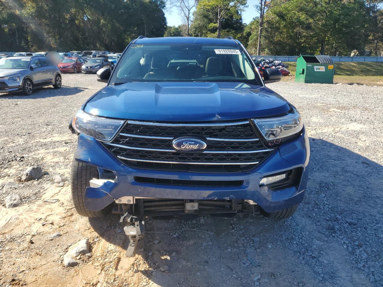 Ford Explorer Xlt Image 9