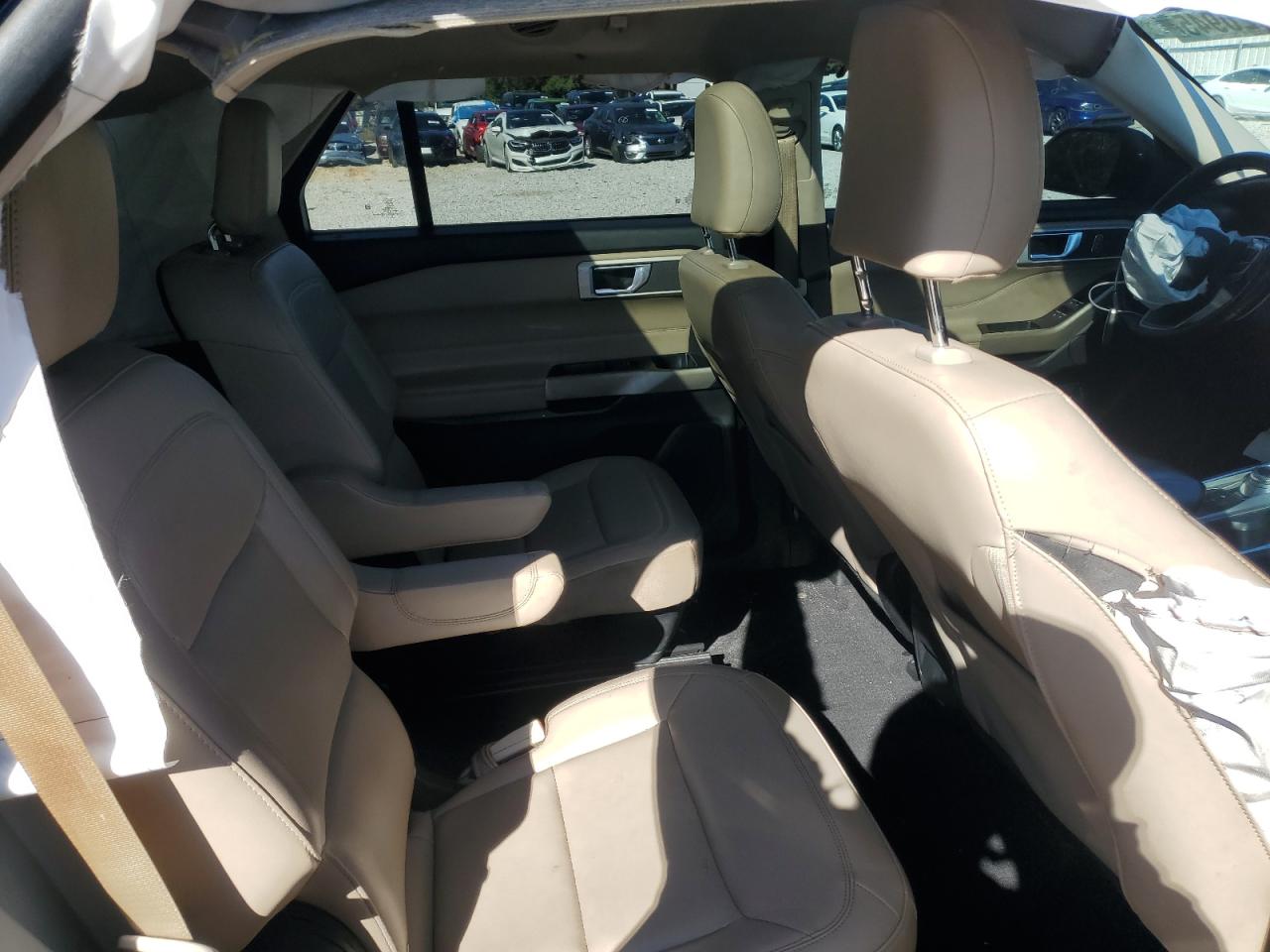 Ford Explorer Xlt Image 6